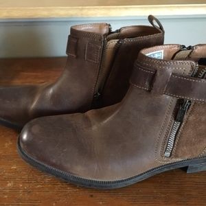 CLARK zip ankle boots -